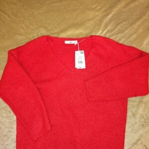 Mng Wool Blend Women's Red V-Neck Sweater  Bnwt Size Small